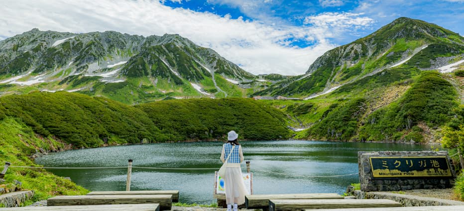 北陸仙の秘境六日~上高地秘境．黑部立山+北阿爾卑斯最美火山湖．兼六園．仙境合掌村